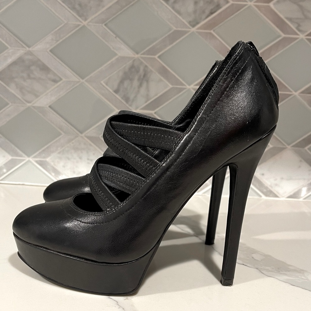 Aldo black leather heels